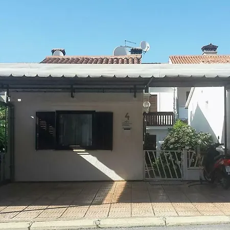 Διαμέρισμα Meli *