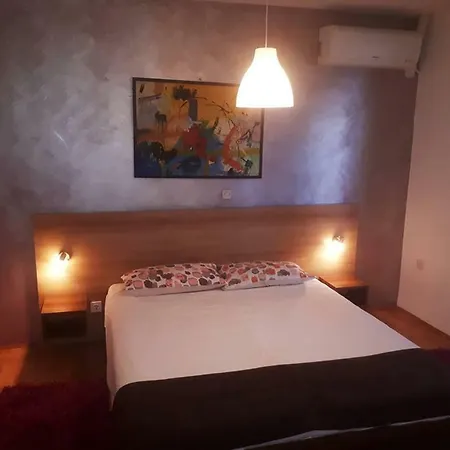 Apartman Meli Apartment *